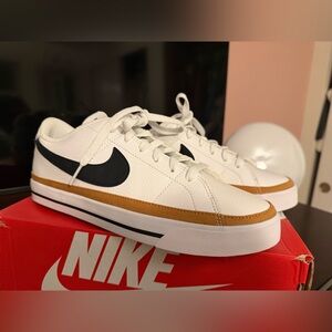 Nike Court Legacy women’s White and Tan Sneakers